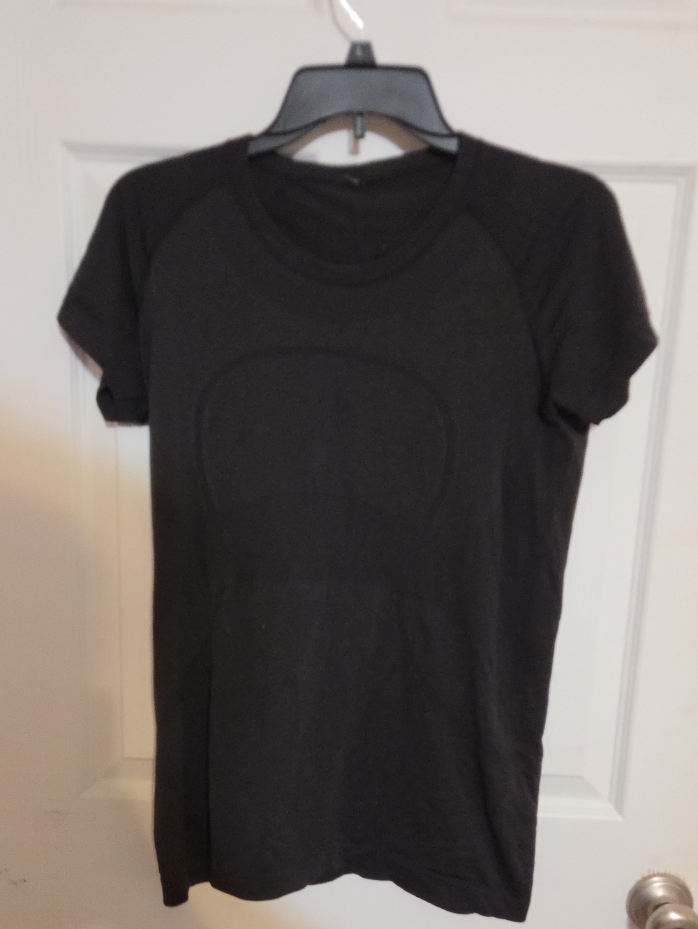 lululemon athletica Black Short Sleeve Workout Tee